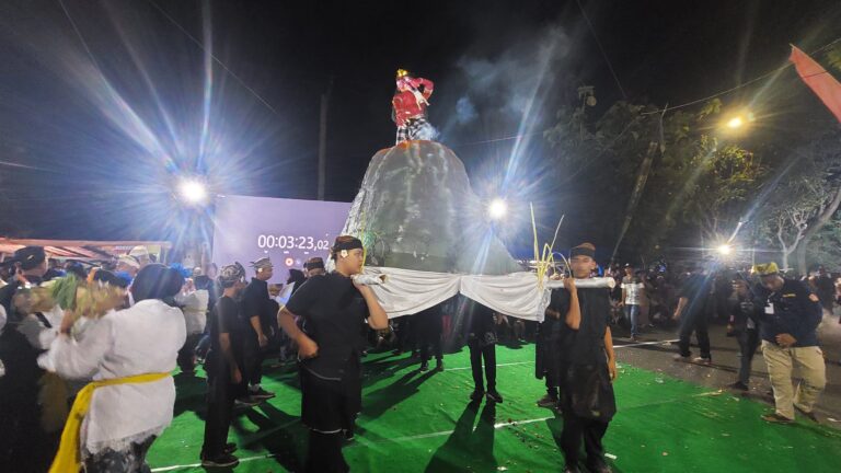 Gadingrejo Etnic Carnival Sukses di Gelar, Ribuan Warga Padati Sepanjang Jalan Gatot Subroto – Ramapati FM Kota Pasuruan