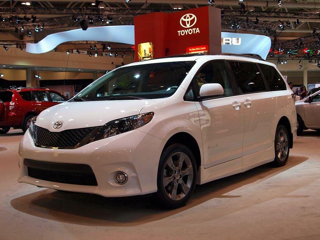 Toyota Sienna 2011