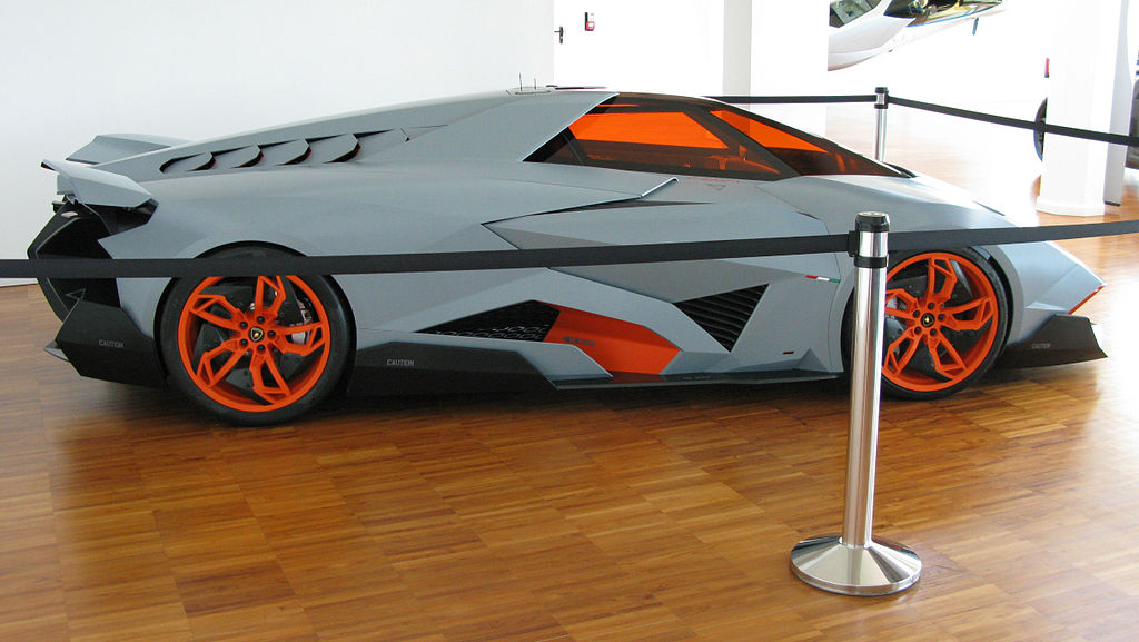 Lamborghini Egoista benar