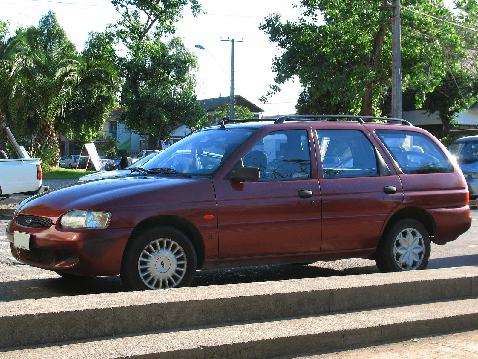 Ford Escort Euro 1.8 GL Estate 2001