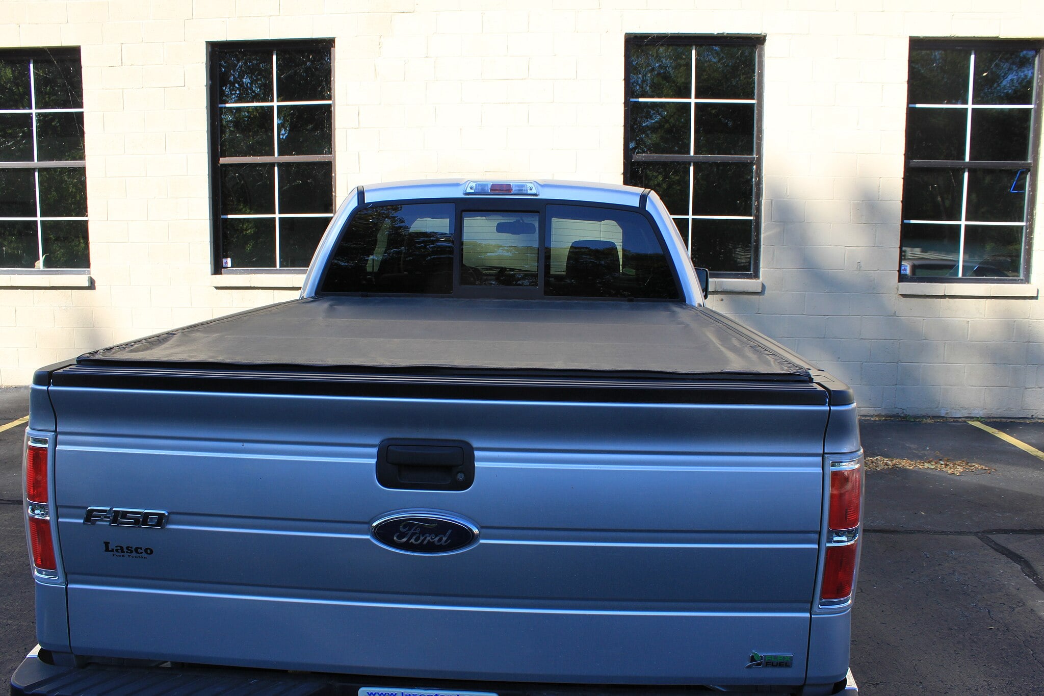 Sampul Tonneau