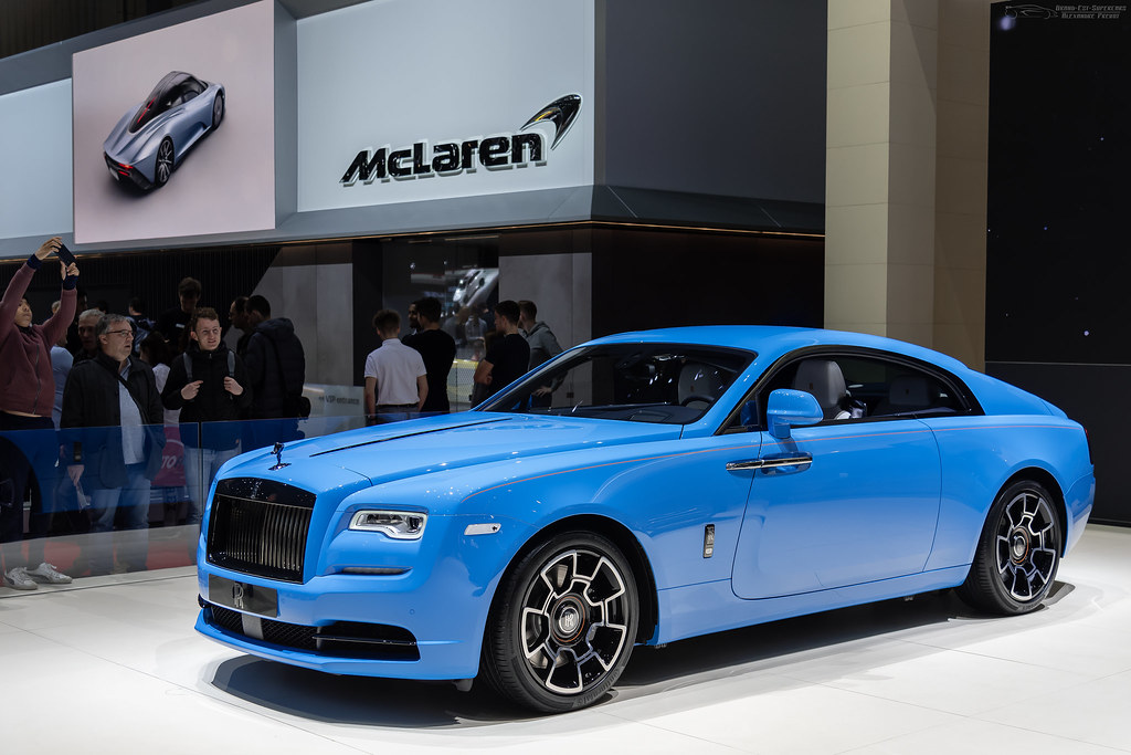 Lencana Rolls-Royce Wraith Hitam