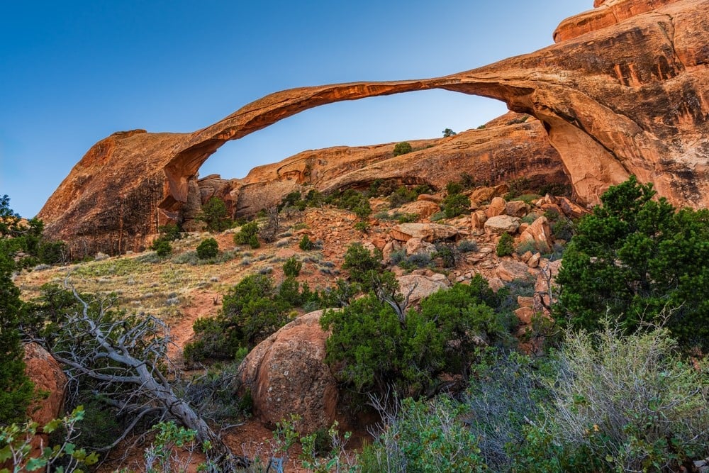 Taman Nasional Arches – salah satu taman nasional terbaik di Utah