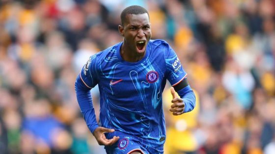 Nicolas Jackson berada di Rapid untuk The Blues