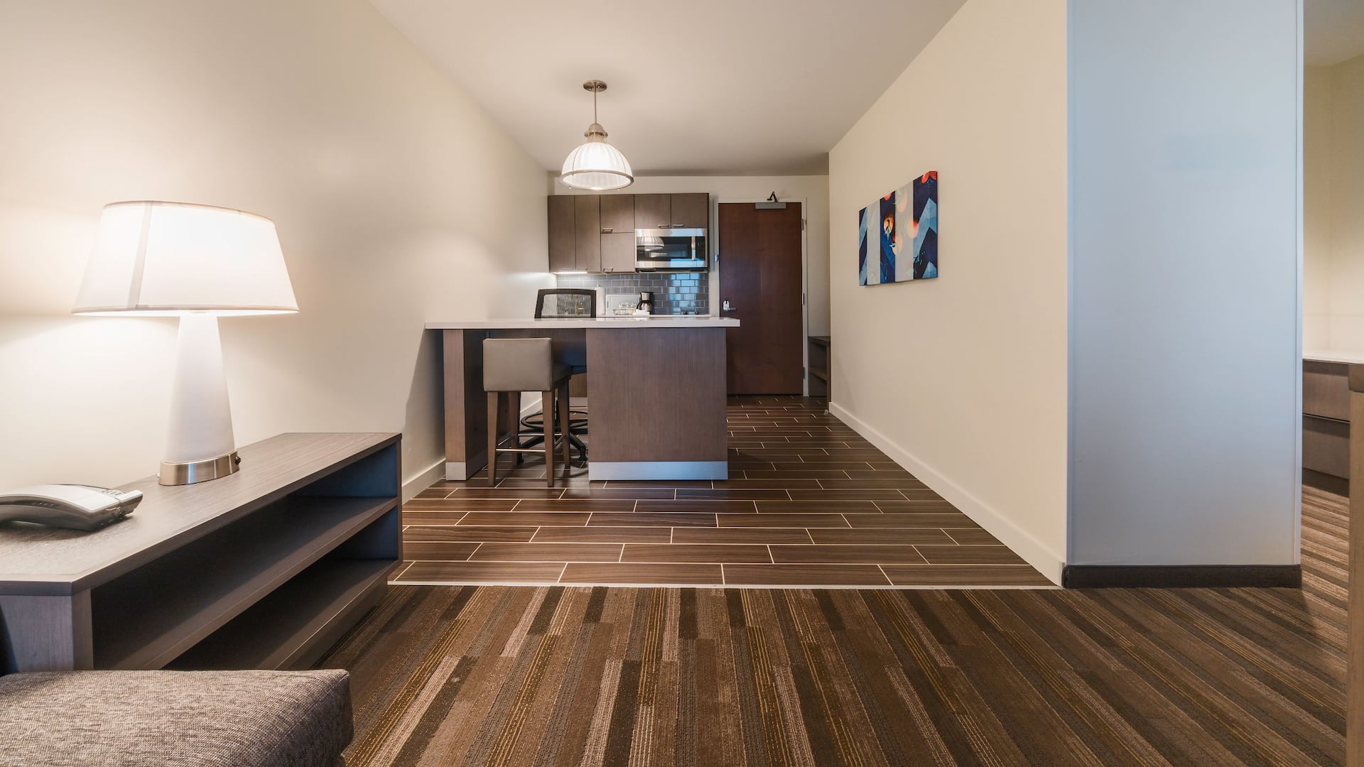 Tata letak ruang tamu Hyatt House Sacramento Airport / Natomas Kitchen Suite