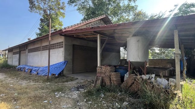 14146791 Penemuan bahan peledak di Laos Keracunan metanol sebagai sumber minuman mematikan terungkap setelah dua wanita Australia termasuk di antara enam backpacker yang terbunuh