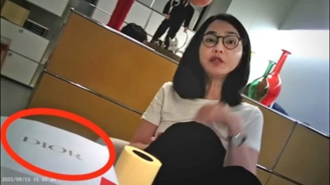 Skandal Kim Keon Hee Dior (Foto: VoiceOfSeoul/YouTube)