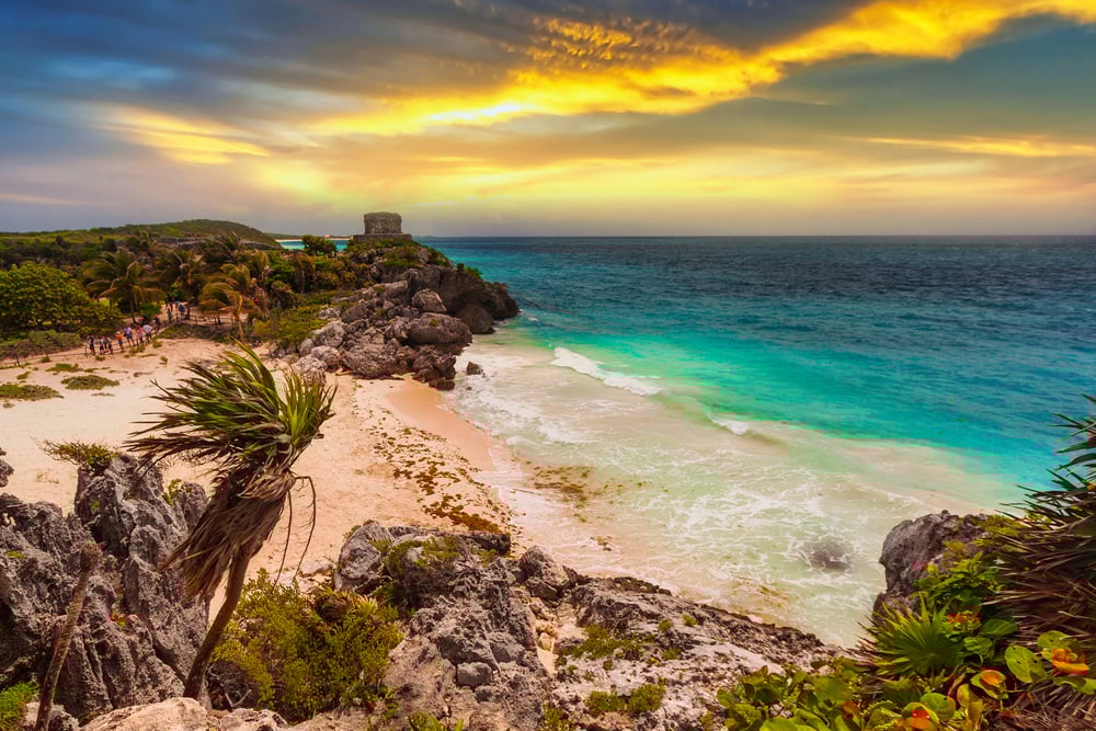 Pantai yang indah di Tulum