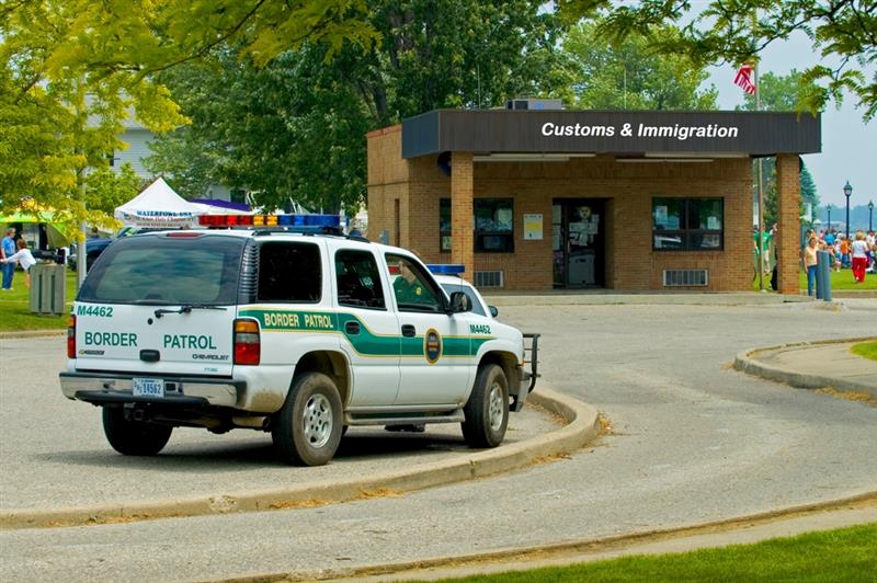 The big question is: can you still cross the border to visit the Great White North (Canada) with a DUI? Read to know more!